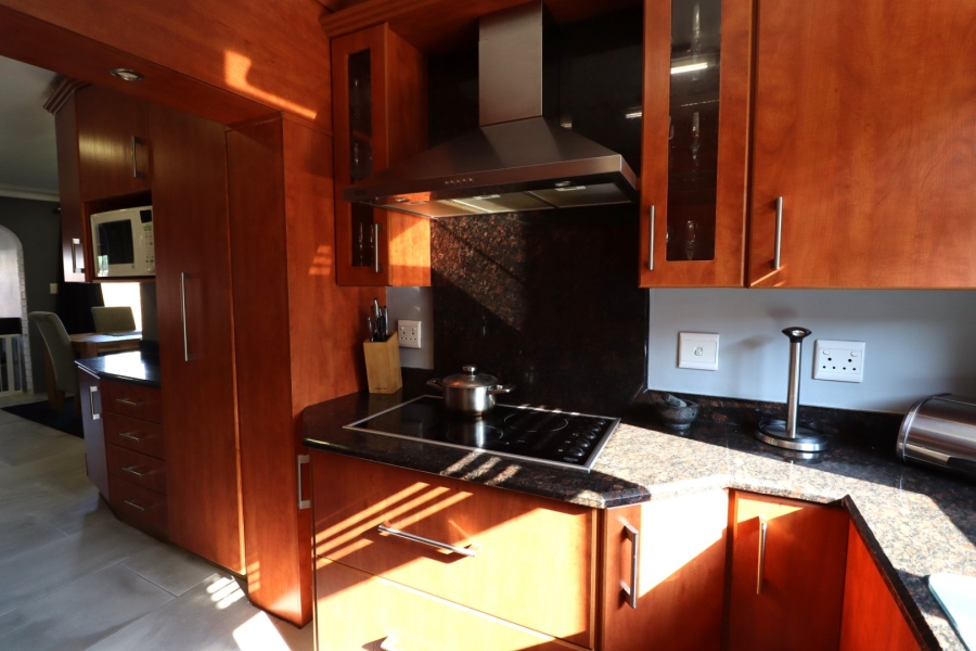 3 Bedroom Property for Sale in Sherwood Eastern Cape